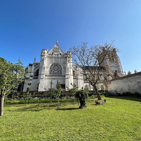 圣奥梅尔Votre Escapade Audomaroise公寓 外观 照片